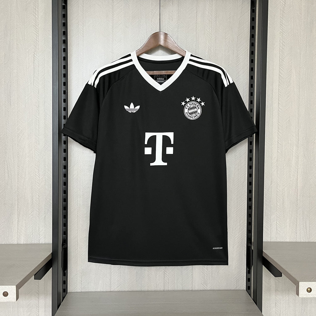 2024/25 Bayern Munich Black Jersey