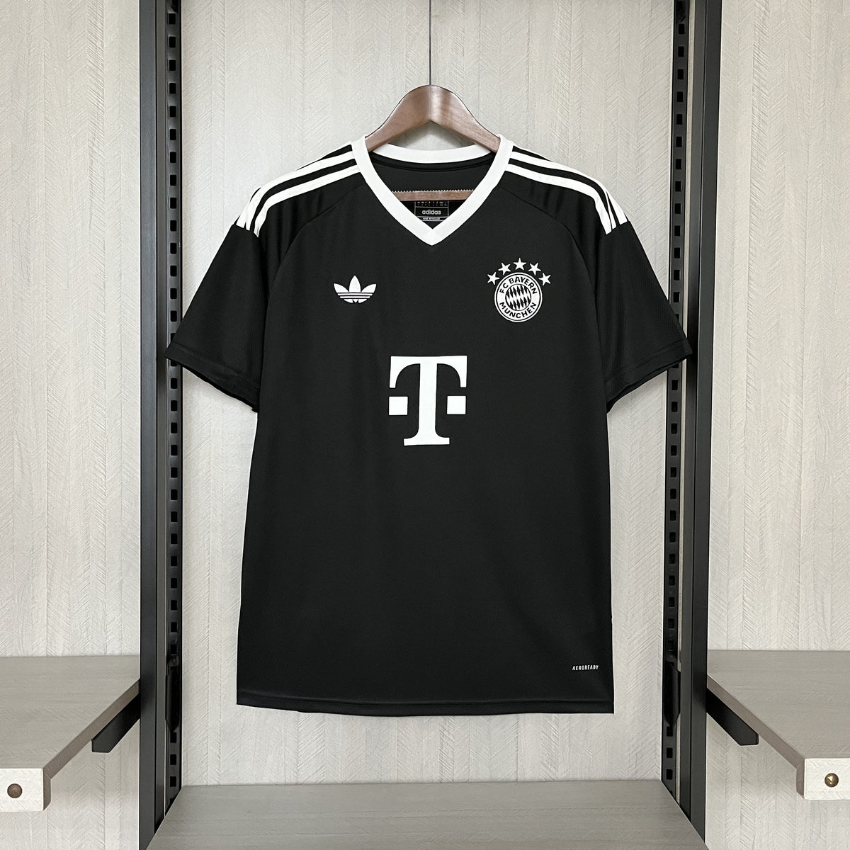 2024/25 Bayern Munich Black Jersey
